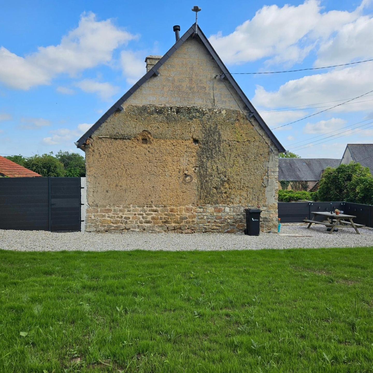 L'Escapade, Maison De Campagne Etienville Luaran gambar